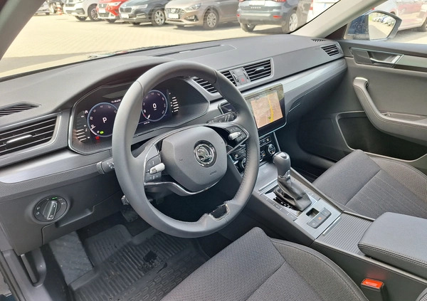 Skoda Superb cena 185900 przebieg: 3000, rok produkcji 2023 z Krzanowice małe 154